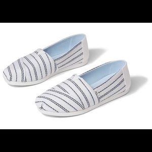 TOMS Textured Stripe Alpargatas (Size 8)
